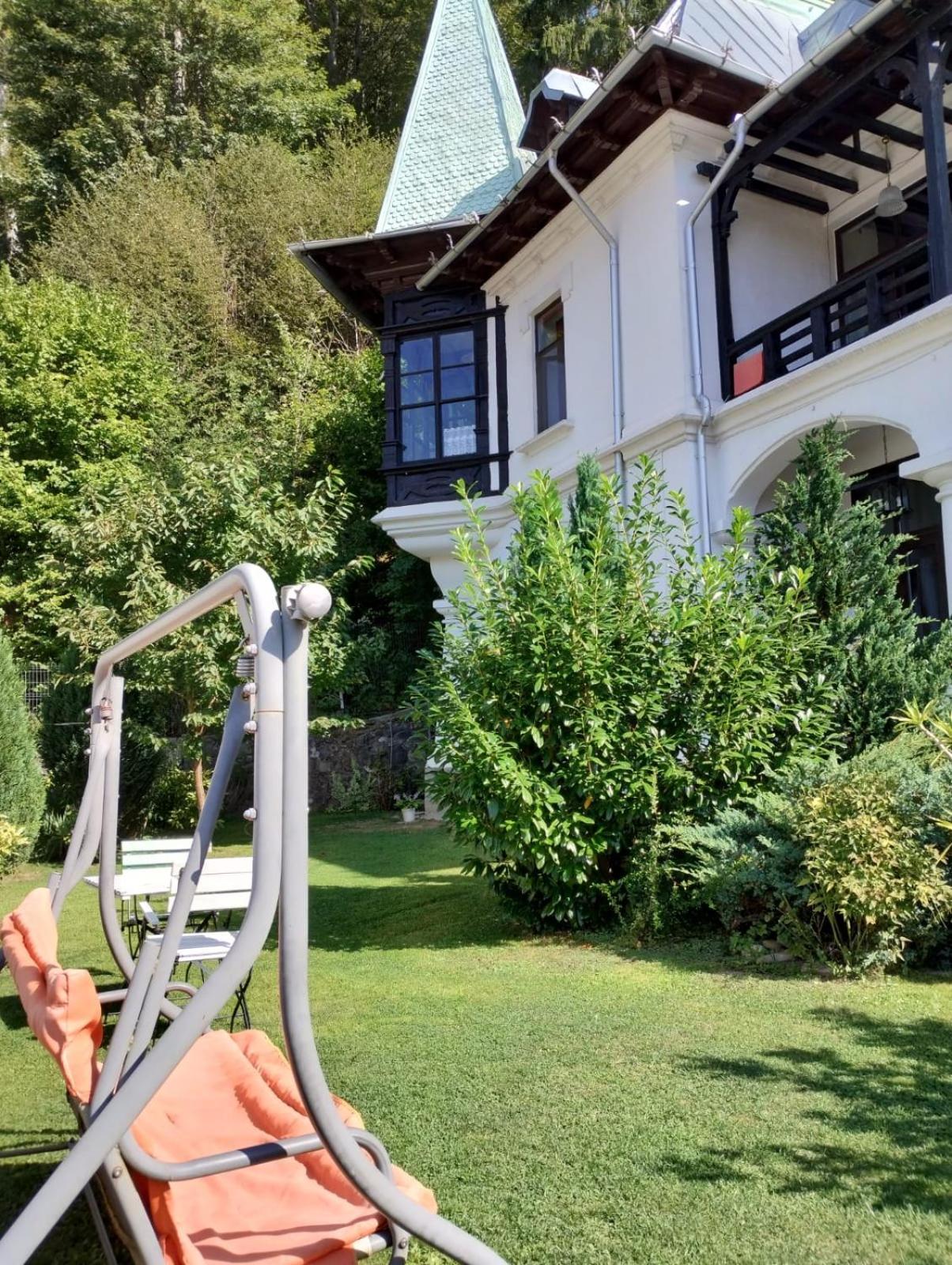 Il Piccolo Castello Buşteni エクステリア 写真